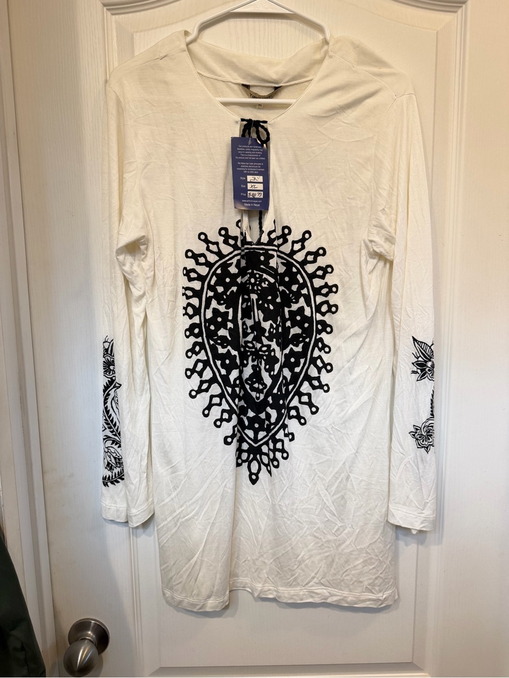NWT Yak & Yeti Tunic XL Ivory Black Mandala Lace Up Boho Nepal